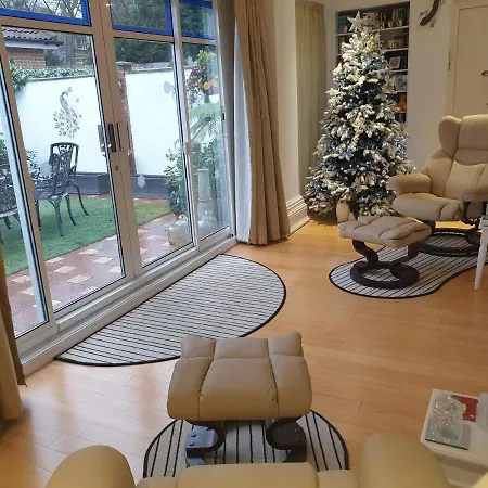 Area Close To Leeds Centre * Leeds (West Yorkshire)