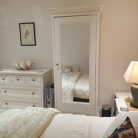 Area Close To Centre Bed & Breakfast