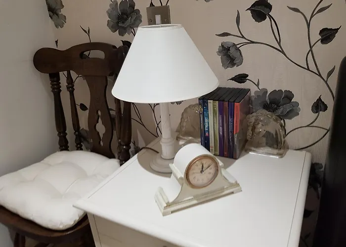 Area Close To Centre Bed & Breakfast 4*