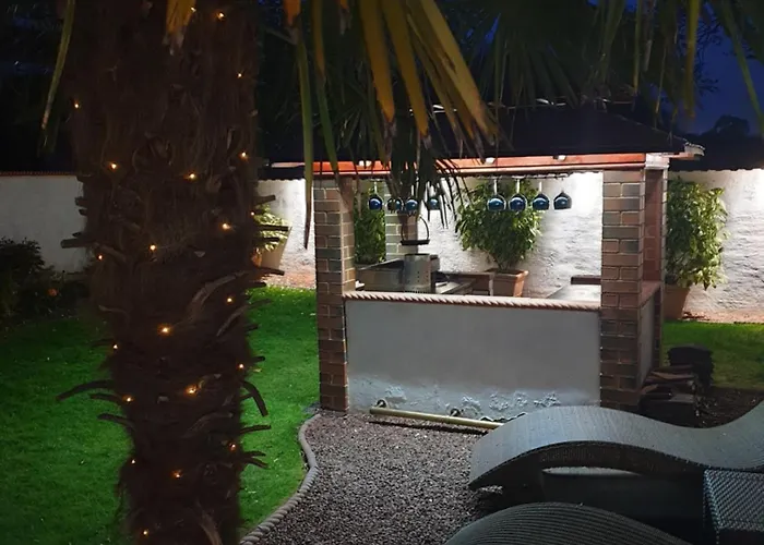 Area Close To Centre