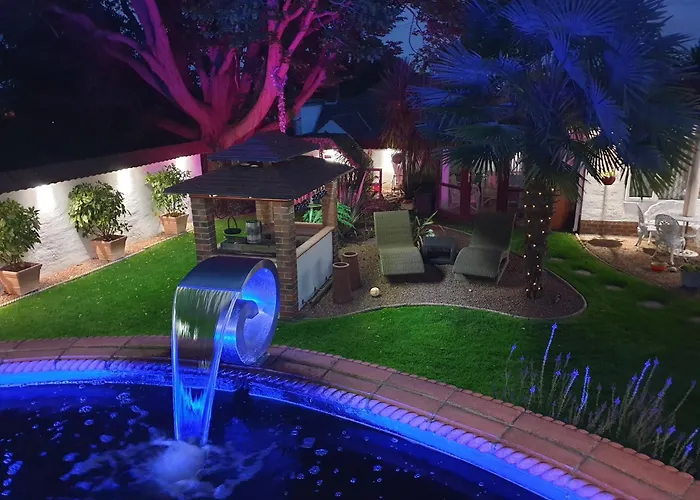 Area Close To Centre 4* Leeds (West Yorkshire)